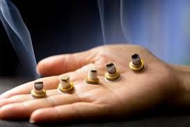 Moxibustion: To tonify the fundamental energy for the deficient patient with warm heat tool sna material